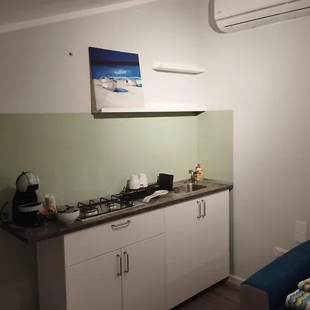 Goccia Di Mare Monolocale * ロゼート・カーポ・スプーリコ